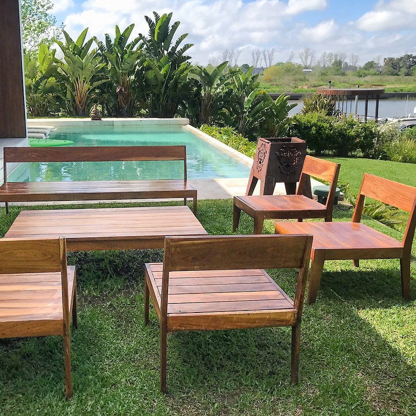 Moble Furniture Design